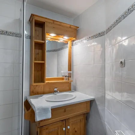 شقة 56m2 Pour 6 Pers Avec Balcon Et Parking - - Fr-1-640-13 *