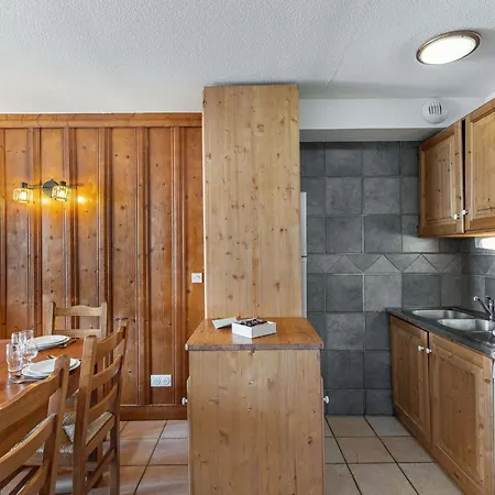 56m2 Pour 6 Pers Avec Balcon Et Parking - - Fr-1-640-13 *